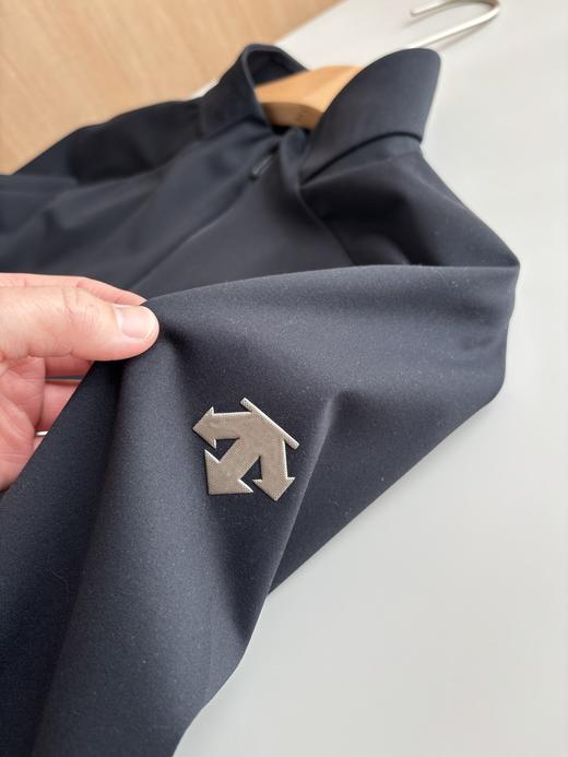 点此购买 迪桑特春秋季男士运动休闲半拉链上衣打底衫 jh 309564 商品图14