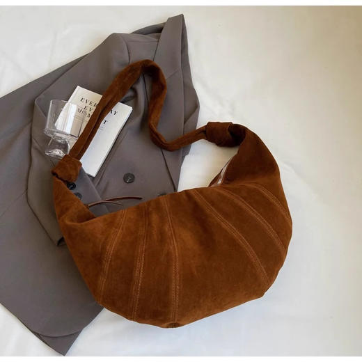 裁缝学苑AS433通勤包包纸样女麂皮绒牛角包复古百搭斜挎包样板 商品图5