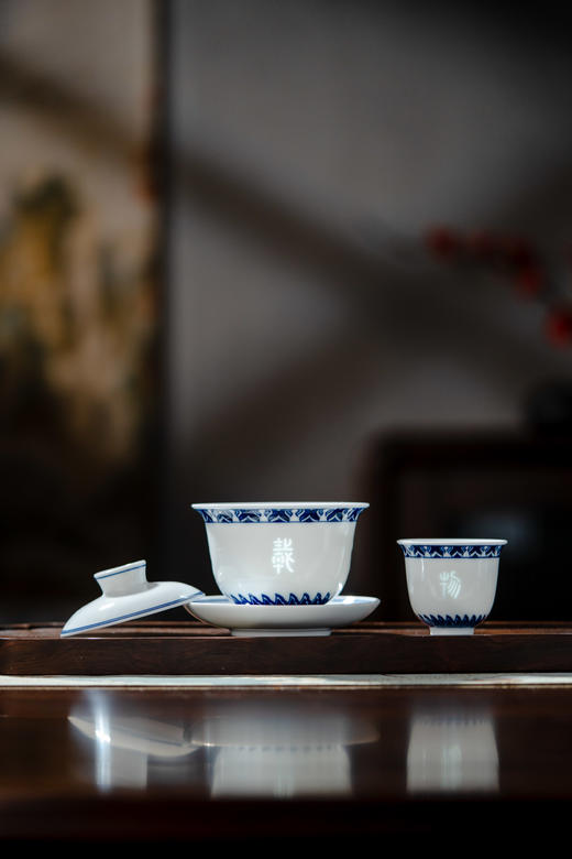 有格调的饮茶伴侣 | 厚德载物 富玉景德镇手绘青花玲珑茶具套组 商品图2