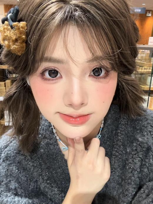 Con4u旗下 · Gogo笨蛋小狗· 14.5mm白狮参考着色中大直径 年抛2片装 商品图4