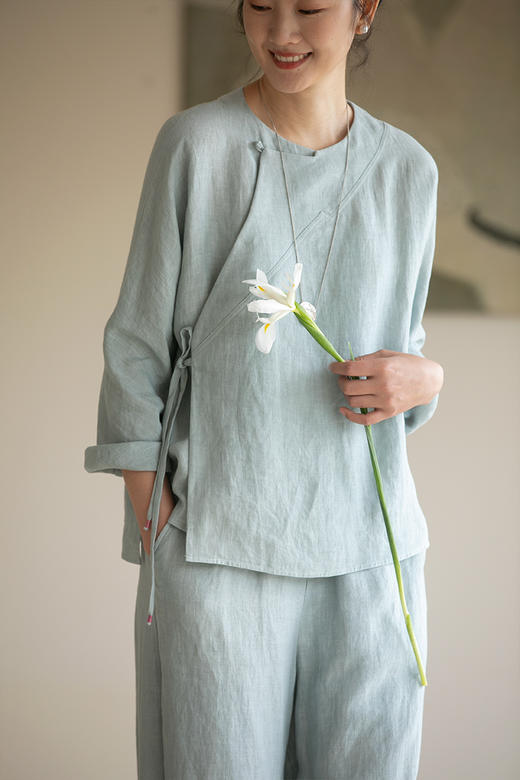 牧衣游原创 佰分佰细软汉麻净色短外套新款斜襟复古文艺开衫 花竹 商品图5