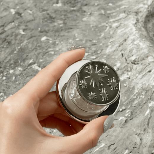 【太空梦游记】银河图景·MagSafe圆啪嗒 MAGSAFE磁吸手机气囊支架 Round圆啪嗒系列 银色 日月星 商品图3