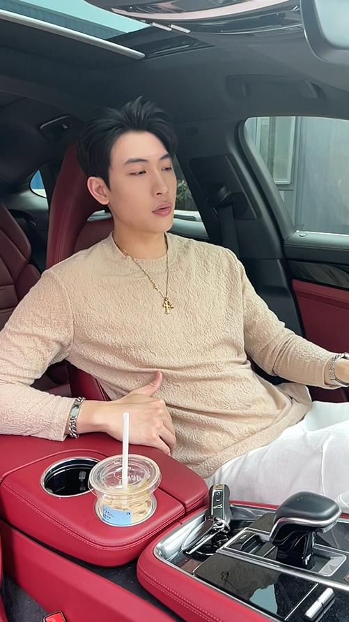 T2256春秋季新款时尚个性纯色简约立体圆领长袖T恤百搭潮流休闲上衣 商品图0