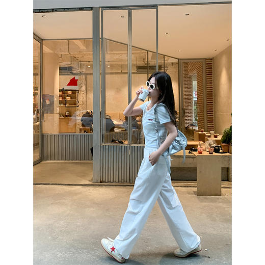 <曾小咸推荐>小清新蓝色条纹红色绣花短袖T恤 商品图4