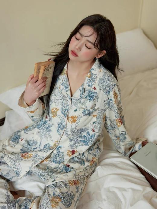 【莫奈花园早秋高品质睡衣合集】5个花色随意挑选 大牌风的图案，贵气感满满! 双层中空肌理泡泡棉 超美新花色，高品质! 商品图0