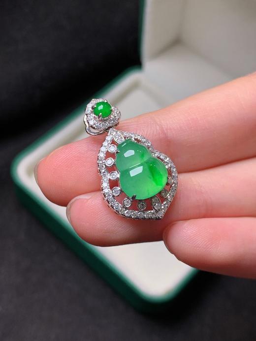 葫芦翡翠吊坠 商品图1