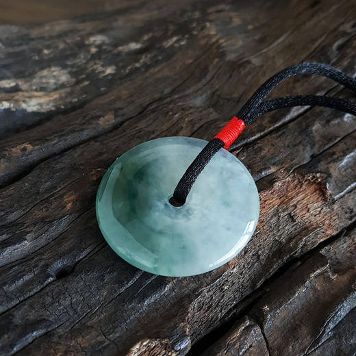 【天然正品】A货翡翠天然精品冰种白底飘花平安扣翡翠吊坠项链33.0*33.0*5.3MM（皆取最大值）中性款现售价：4880！180225AH31
   商品图4