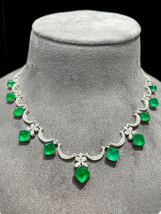 10.5ct糖塔祖母绿项链 商品图2