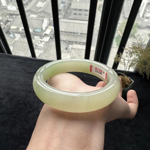 冰胶翠青和田玉手镯-收藏款 商品图0