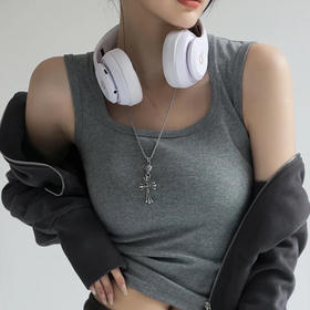 【OSMICARMIN辣妹正肩修身U领背心】“锁骨天花板”--遮副乳神器!!U型一字领十设计感不规则宽肩带!不费力穿搭 整个上身扬长避短!优化颈部肩部线条感!