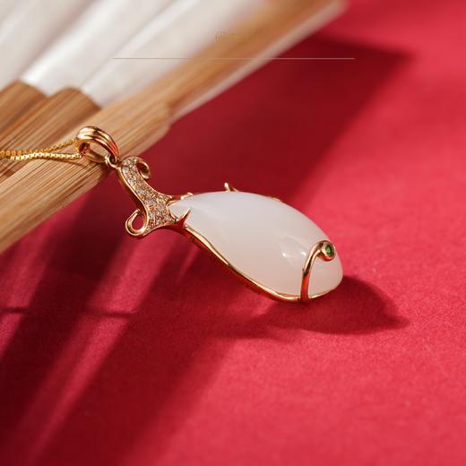 新疆国玉盟世玉【灵鱼悠吟】金镶玉吊坠【带证书·顺丰物流】 商品图2