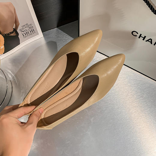 女士平底软尖头单鞋春夏百搭舒适休闲浅口柔皮奶奶女单鞋34-41 商品图3