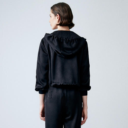 EITIE爱特爱春季新款连帽休闲短款女外套7703414 商品图5