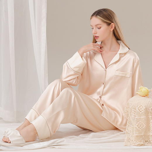 鹿好冰丝睡衣女秋季长袖长裤套装送闺蜜高级感礼盒装家居服可刺绣 商品图9