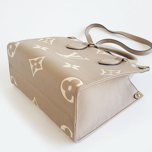 【95新】LV路易威登ONTHEGOM45779小号大象灰全皮款ON THE GO单肩手提包女士现售价：17000！200125AI18 商品图7