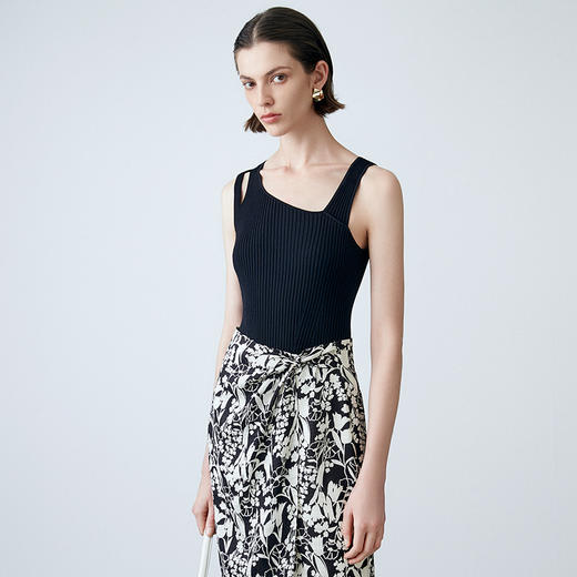 EITIE爱特爱夏季新款百搭时尚减龄修身无袖针织衫7701409 商品图5