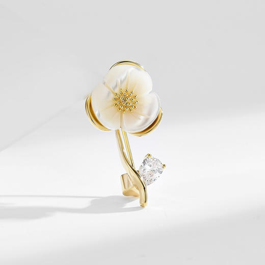 雀说小众甜美天然贝母三瓣花小胸针简约百搭防走光胸花领针扣AL259 商品图1
