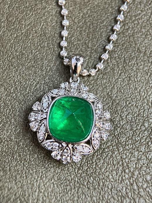 3.28ct糖塔祖母绿吊坠 商品图2