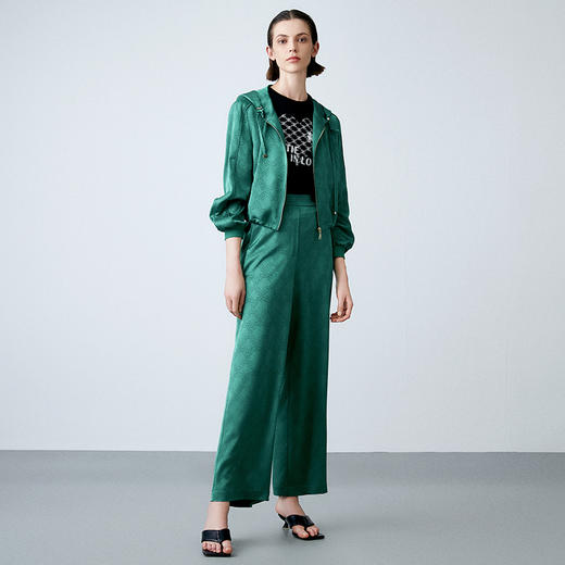 EITIE爱特爱春季新款连帽休闲短款女外套7703414 商品图7