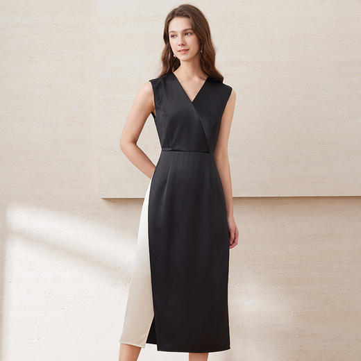 EITIE爱特爱夏新款V领优雅显瘦拼接连衣裙7707433 商品图3
