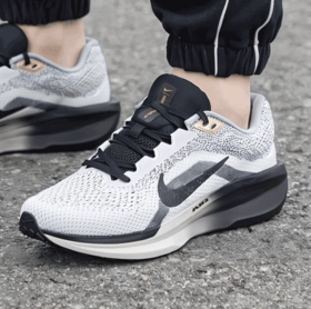 【耐克】B座5楼 NIKE耐克男子NIKE AIR WINFLO 11运动训练跑步鞋FJ7975-100