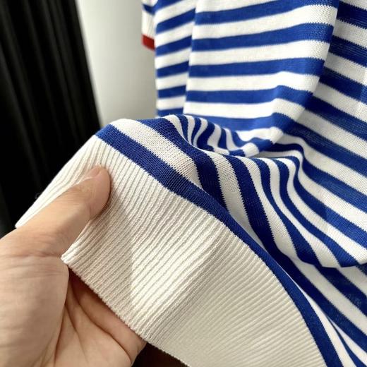 *【显瘦藏肉一绝】板绘法式经典条纹海魂衫 冰爽丝T恤 蓝白相撞永不过时的时髦元素 复古减龄优雅 凉爽又舒适 商品图6