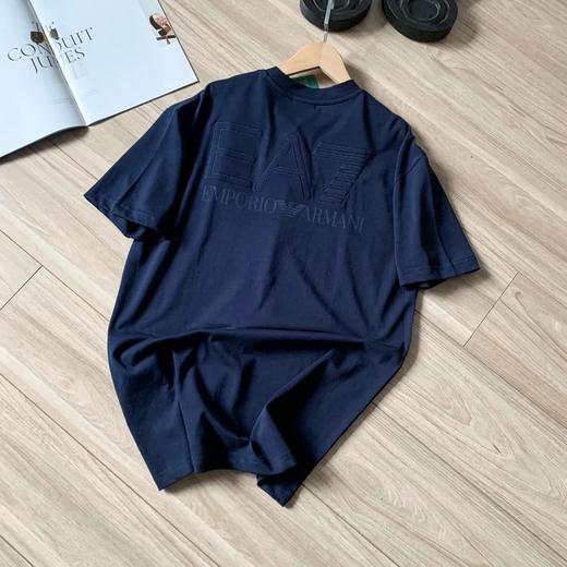 小鹰 EA7 2025男女同款情侣全棉廓形健身训练T恤是一款兼具时尚与功能性的运动服饰 商品图6