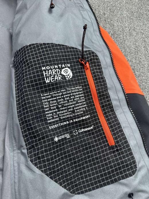 太帅了吧这个， 山浩大螺母全压胶冲锋衣 商品图8