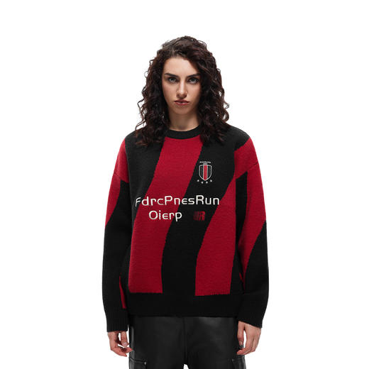 【积分超值购】FDR官方店 徽章撞色曲线条纹毛衣男女秋冬季美式街头宽松情侣上衣 商品图1