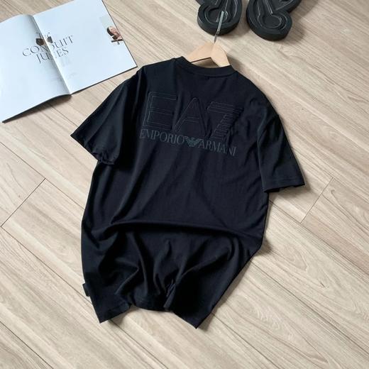 小鹰 EA7 2025男女同款情侣全棉廓形健身训练T恤是一款兼具时尚与功能性的运动服饰 商品图7