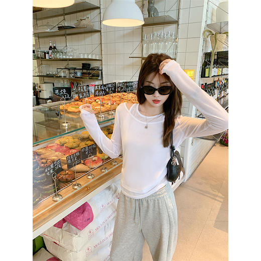 <曾小咸推荐>韩系叠穿真两件防晒露肩T恤上衣 商品图1