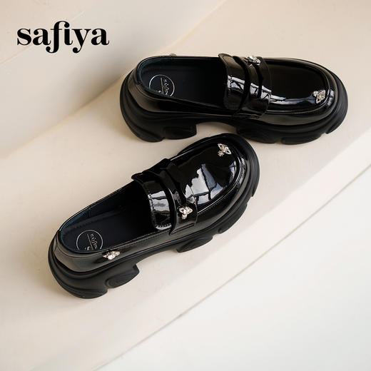 预售10天发|Safiya/索菲娅2025鬼马少女甜酷英伦风粗跟漆皮厚底增高乐福鞋SFD1112173 商品图6
