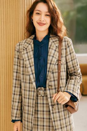 Eifini伊芙丽 韩版格纹西装外套 15316