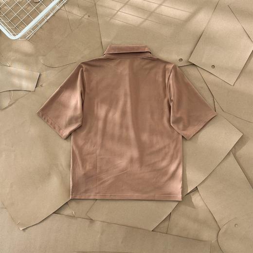 点此购买 普拉达春夏季三角扣女款短袖POLO衫 gz 309719 商品图3