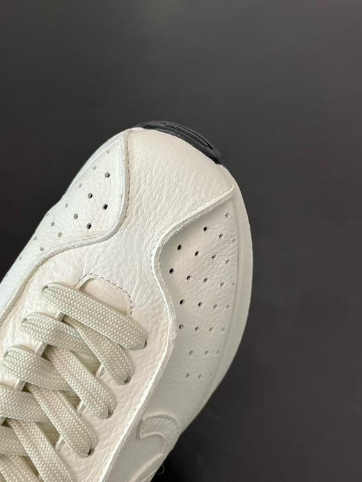 德训鞋   银色。奶白色 自己备注号码颜色。 商品图5