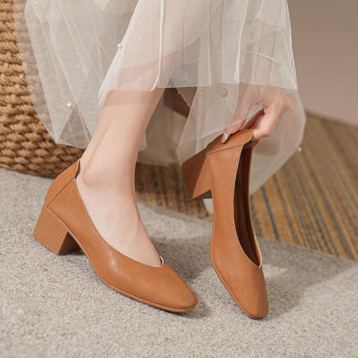 女士春夏季通勤奶奶鞋女复古软皮v口中跟仙女高跟鞋女粗跟玛丽珍鞋女鞋34-41 商品图2