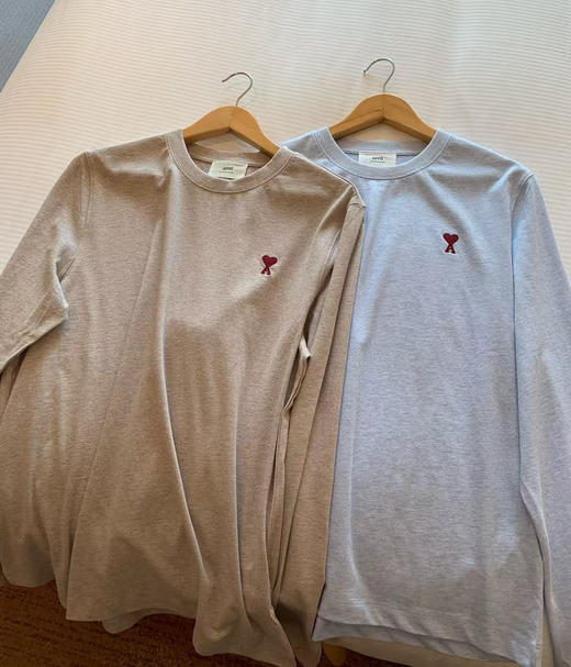 原单正品爱米AMI 爱心刺绣情侣款长袖，纯棉质地，面料很舒服，不易皱，平整有型。
两个色，尺码XS-XL 商品图9