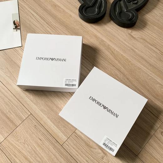 小鹰 EA7 2025男女同款情侣全棉廓形健身训练T恤是一款兼具时尚与功能性的运动服饰 商品图0