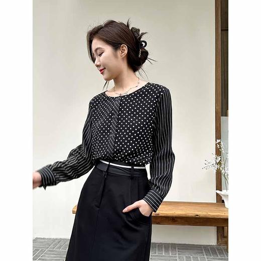 顺丰包邮洛诗琳03921法式设计感波点条纹拼接圆领真丝上衣2835 商品图2