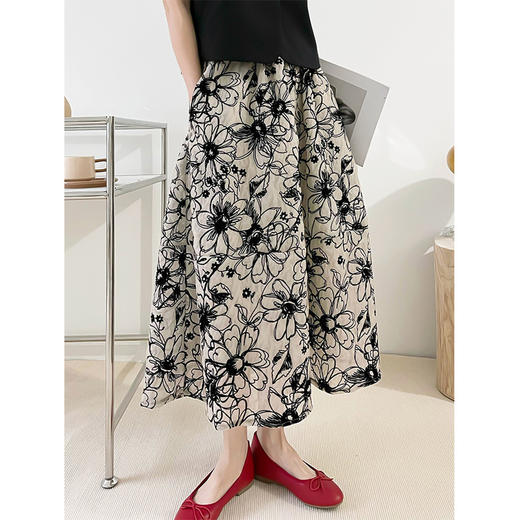 雀说植绒半裙女重工小众复古法式高腰中长款A字裙AL1572 商品图0