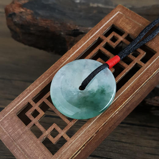 【天然正品】A货翡翠天然精品冰种白底飘花平安扣翡翠吊坠项链33.0*33.0*5.3MM（皆取最大值）中性款现售价：4880！180225AH31
   商品图8