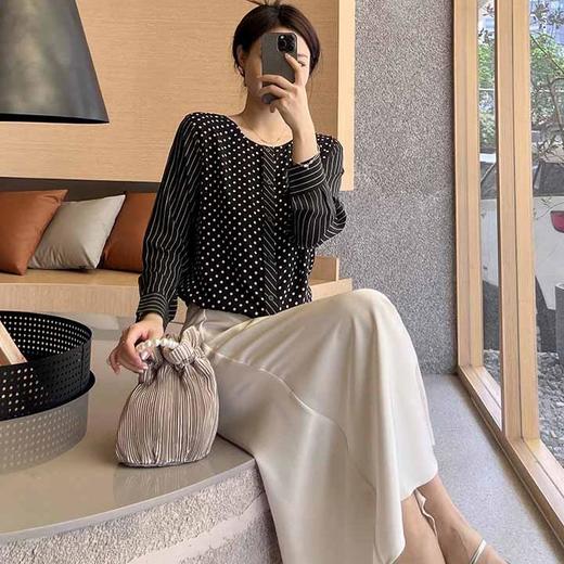 顺丰包邮洛诗琳03921法式设计感波点条纹拼接圆领真丝上衣2835 商品图4