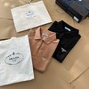 点此购买 普拉达春夏季三角扣女款短袖POLO衫 gz 309719 商品缩略图12