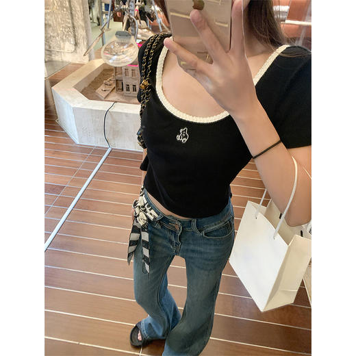 【99元任选2件】微信打折价！2色短款修身显瘦撞色边短袖 商品图3