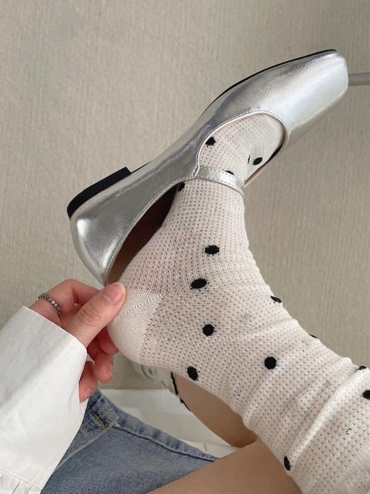 波点网眼中筒袜6双(z
锁 商品图2