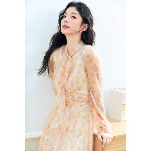 【严选】诗凡黎法式浪漫碎花飘带领连衣裙2025年春新款洋气减龄约会仙女裙7G2190581 商品图3