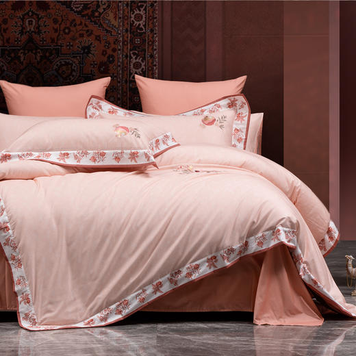 多喜爱 大美新疆西域系列全棉四件套 艾德莱斯/喀什印象/穆尼热/阿娜尔罕/榴见开福 【宽边工艺】【芬纳诺抗菌】【礼盒包装】 商品图12