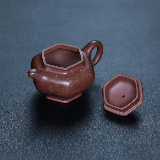 【青山特惠】 精品全手工紫泥六方掇只紫砂壶 220cc 周玉奇【大拍级陶手】 商品图6