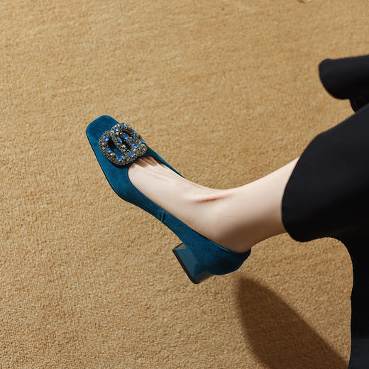 【预售5天】巨好穿法式单鞋女春秋季新款方头中跟粗跟真皮磨砂皮水钻YS&0113 商品图0