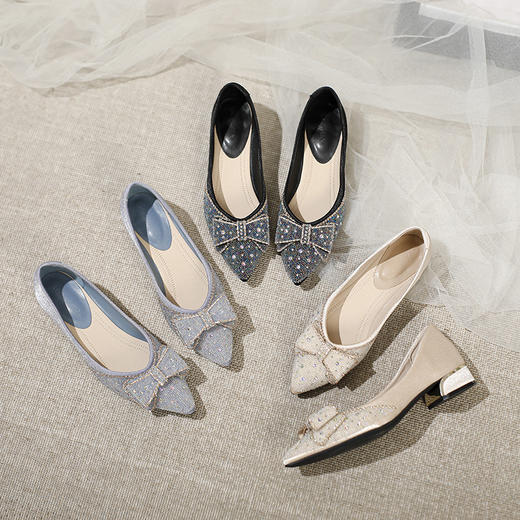 女士尖头单鞋仙女风晚晚中跟百搭珍珠水钻绸缎蝴蝶结粗跟女鞋 34-43 商品图0